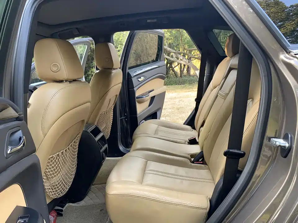 Cadillac SRX