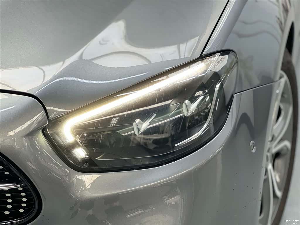 Mercedes-Benz E-Class, 2021 4