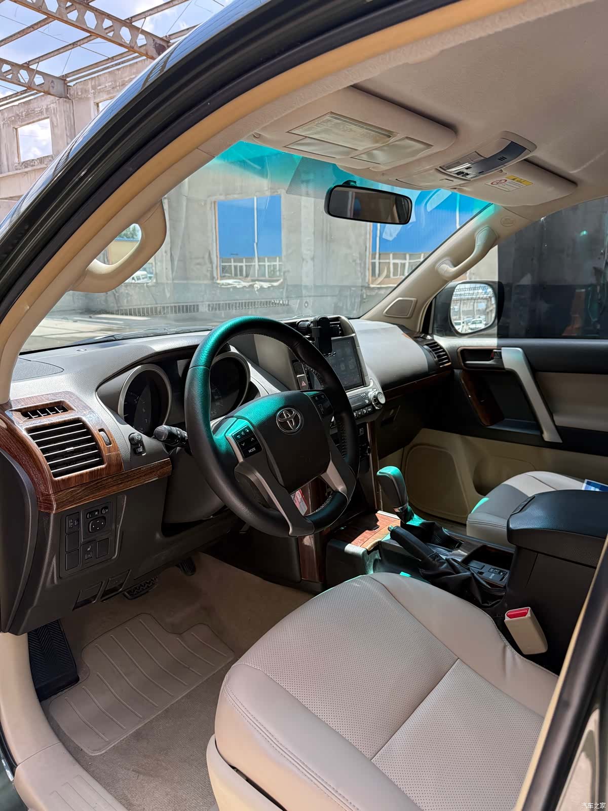 Toyota Prado, 2011 4