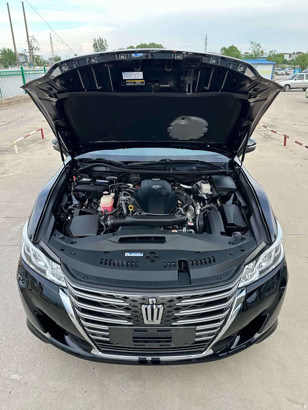 Toyota Crown, 2017 15