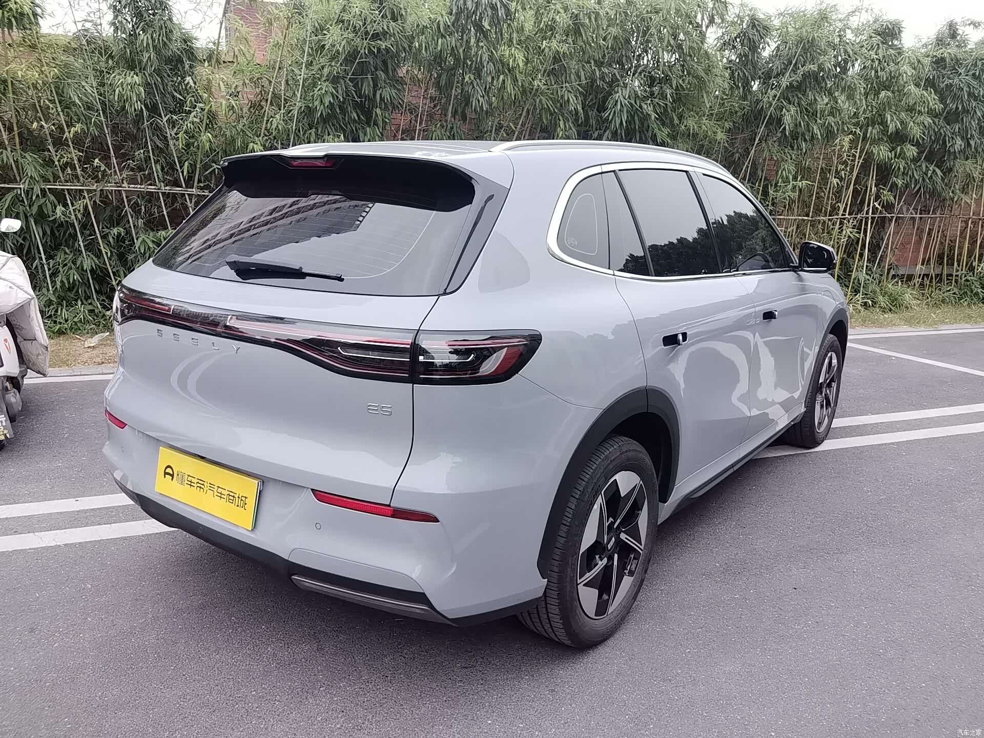 Geely Galaxy E5, 2025 4