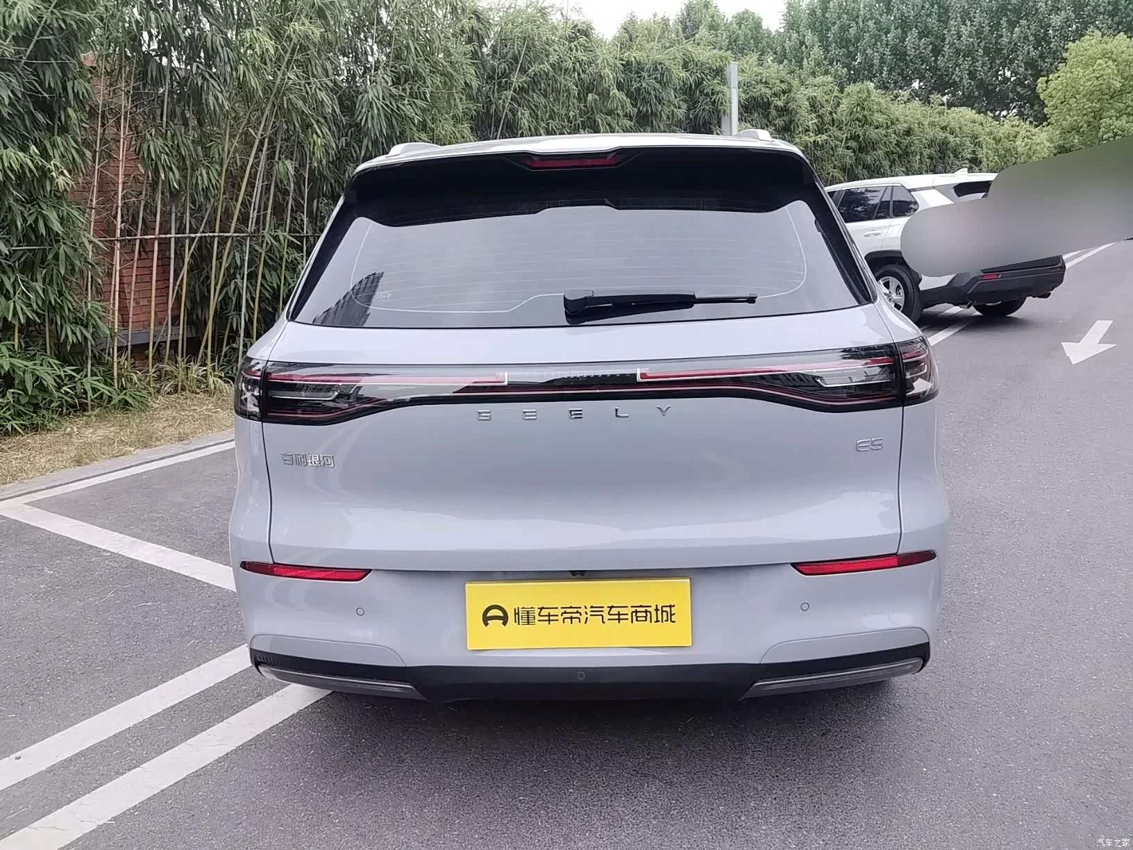 Geely Galaxy E5, 2025 8