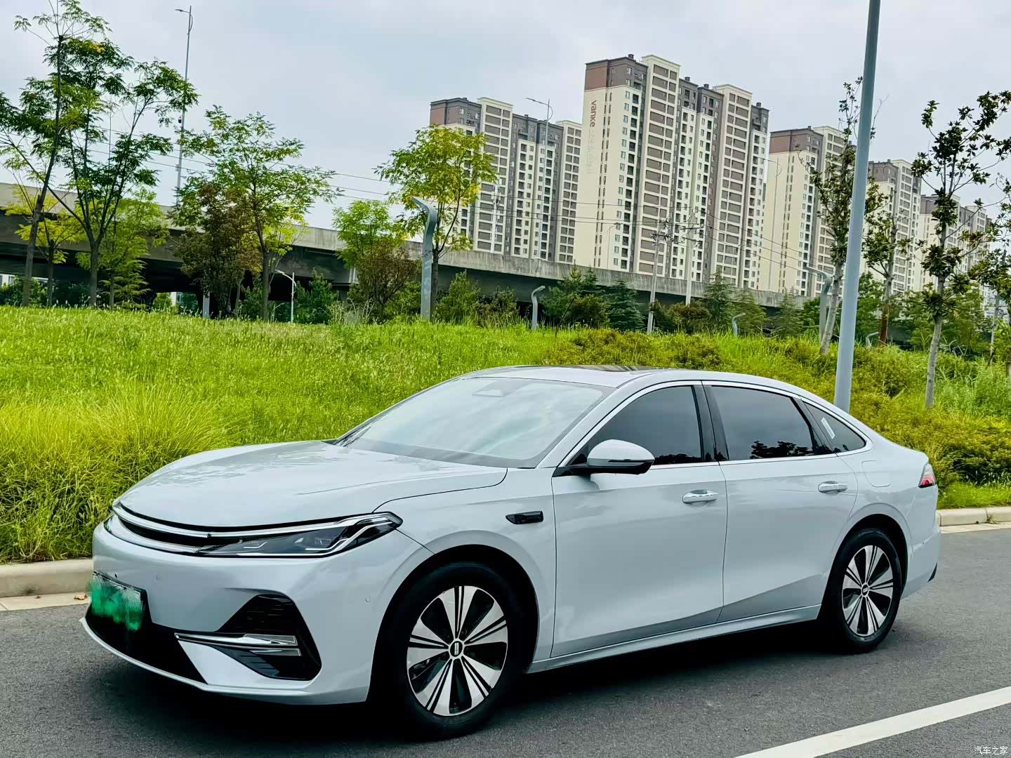 Geely A7, 2025 1