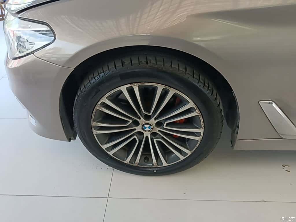 BMW 5 Series, 2018 23