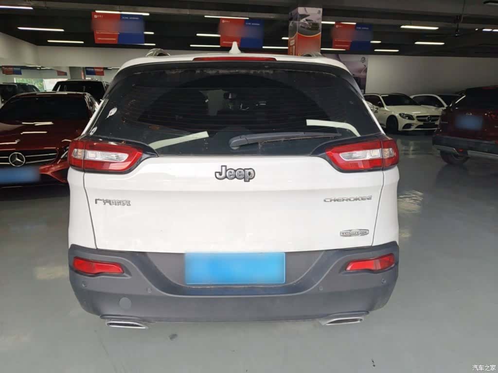 Jeep Cherokee, 2016 6