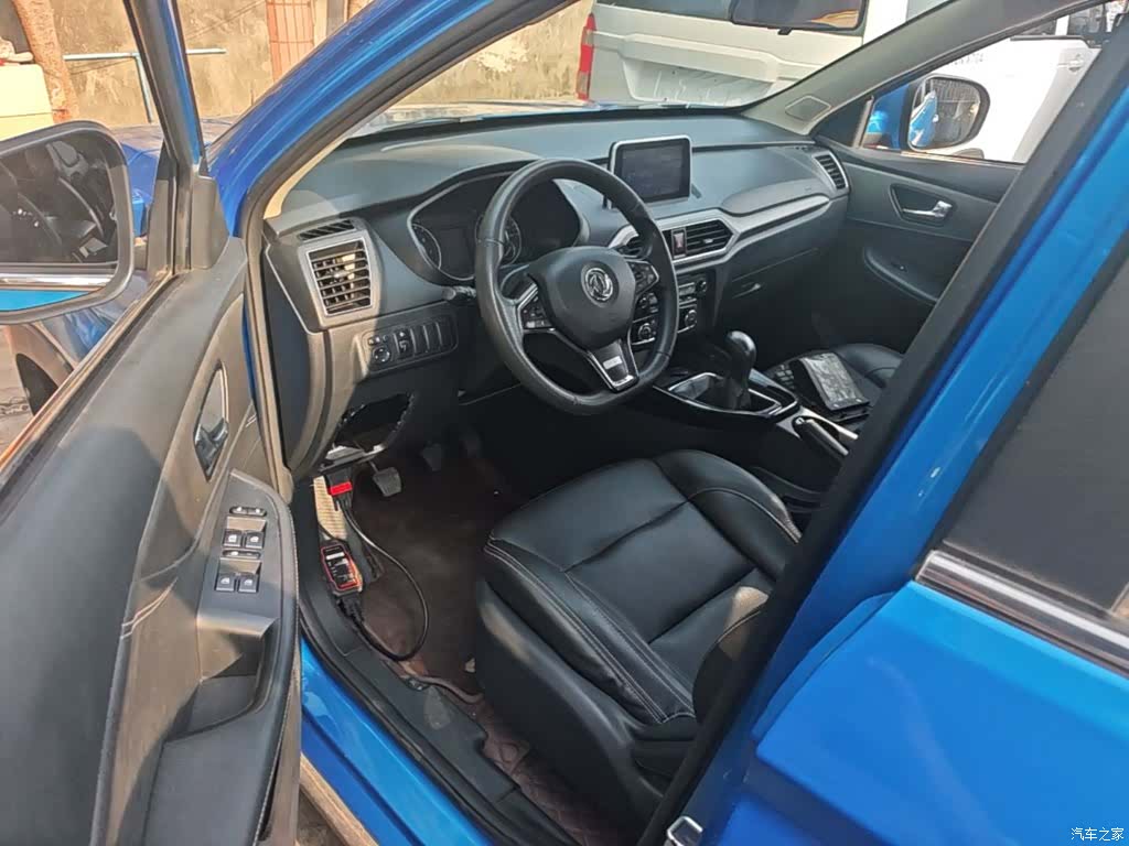 DongFeng S560, 2020 16