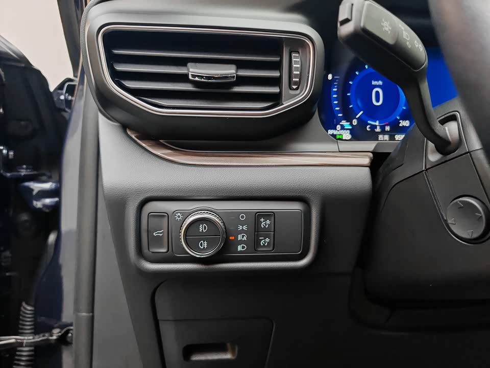 Ford Explorer Ford Explorer