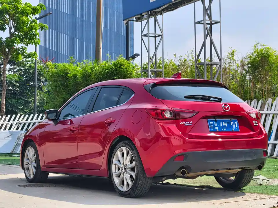 Mazda 3 Angkesaila