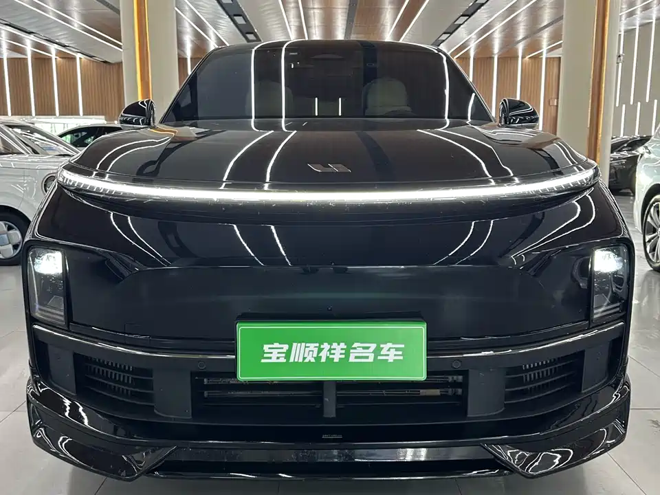 Li Auto Ideal L8