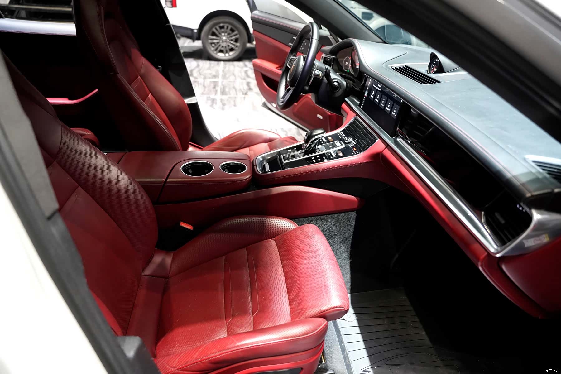 Porsche Panamera, 2017 10