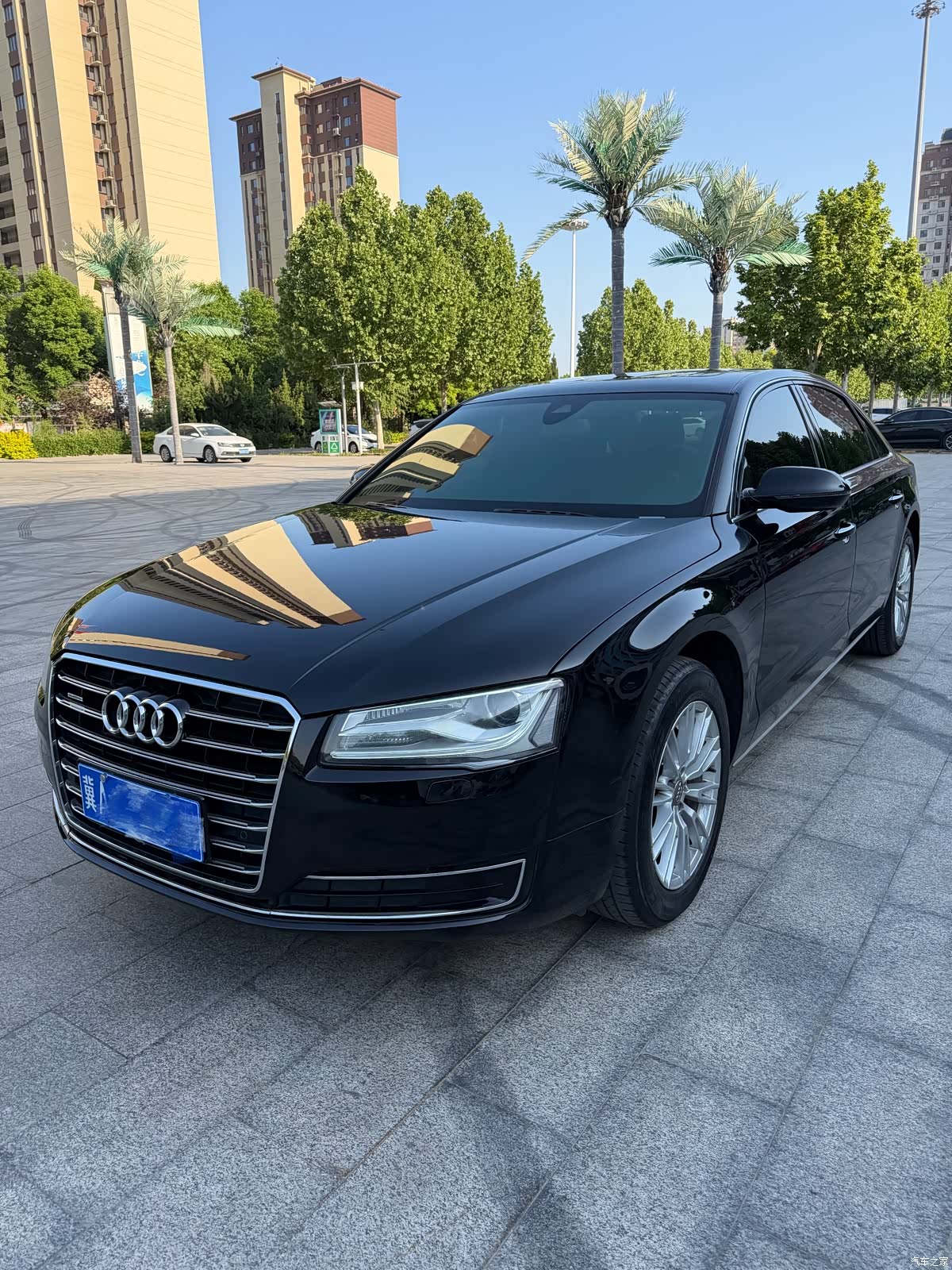 Audi A8L, 2015 1