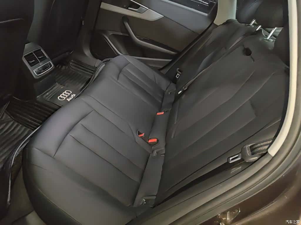 Audi A4L, 2016 17