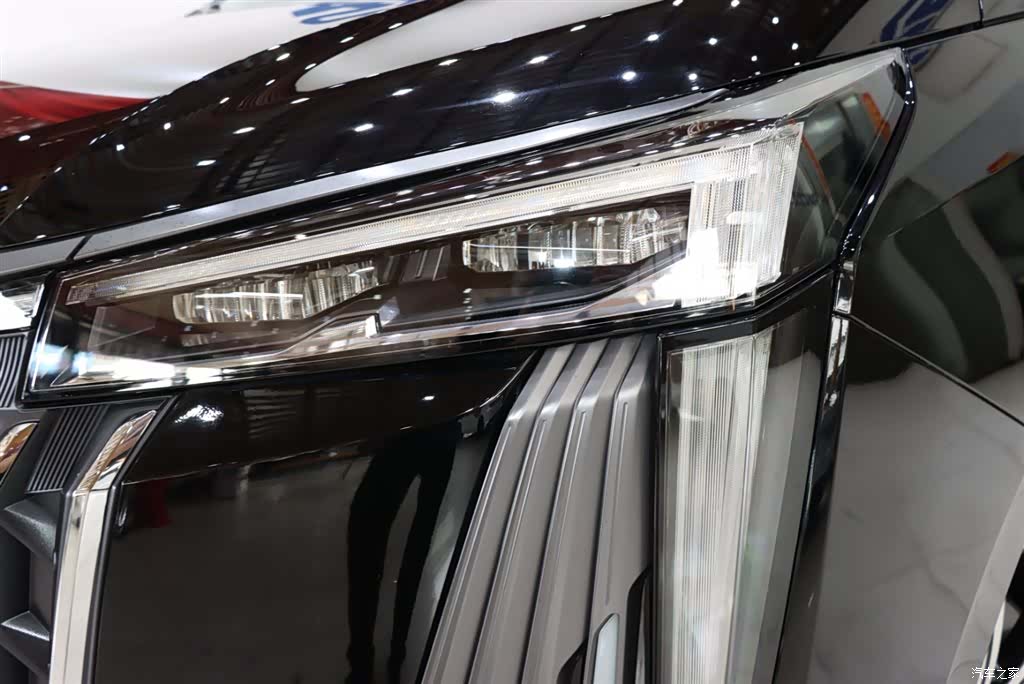 Trumpchi M8, 2023 19