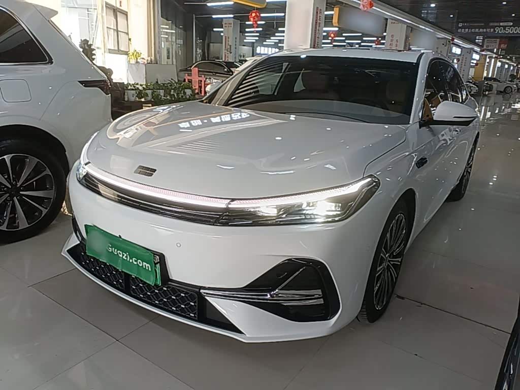 Geely Galaxy A7 EM