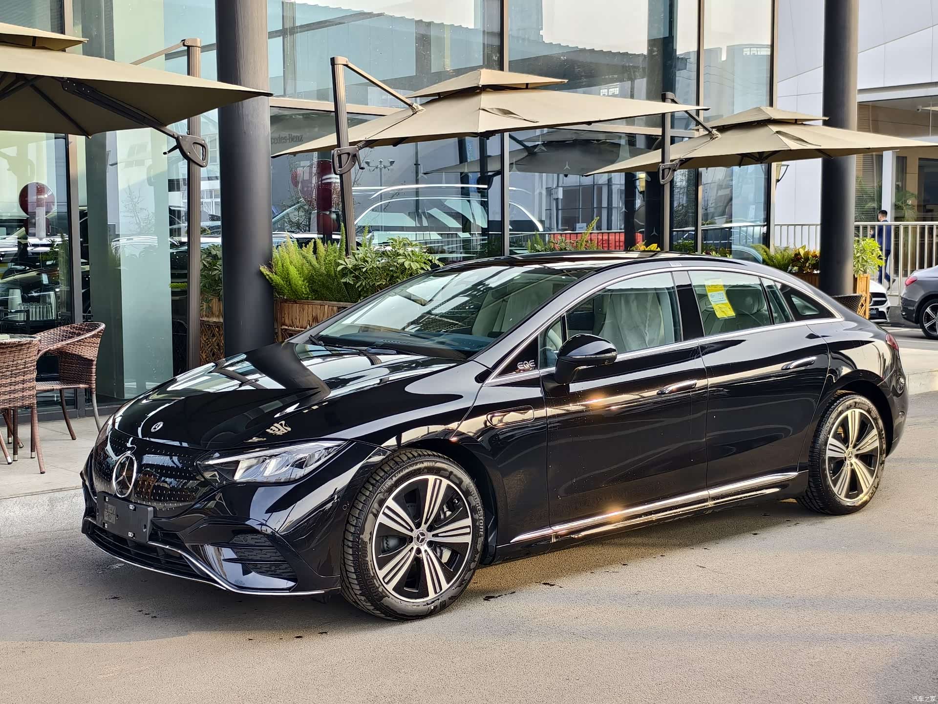 Mercedes-Benz EQE