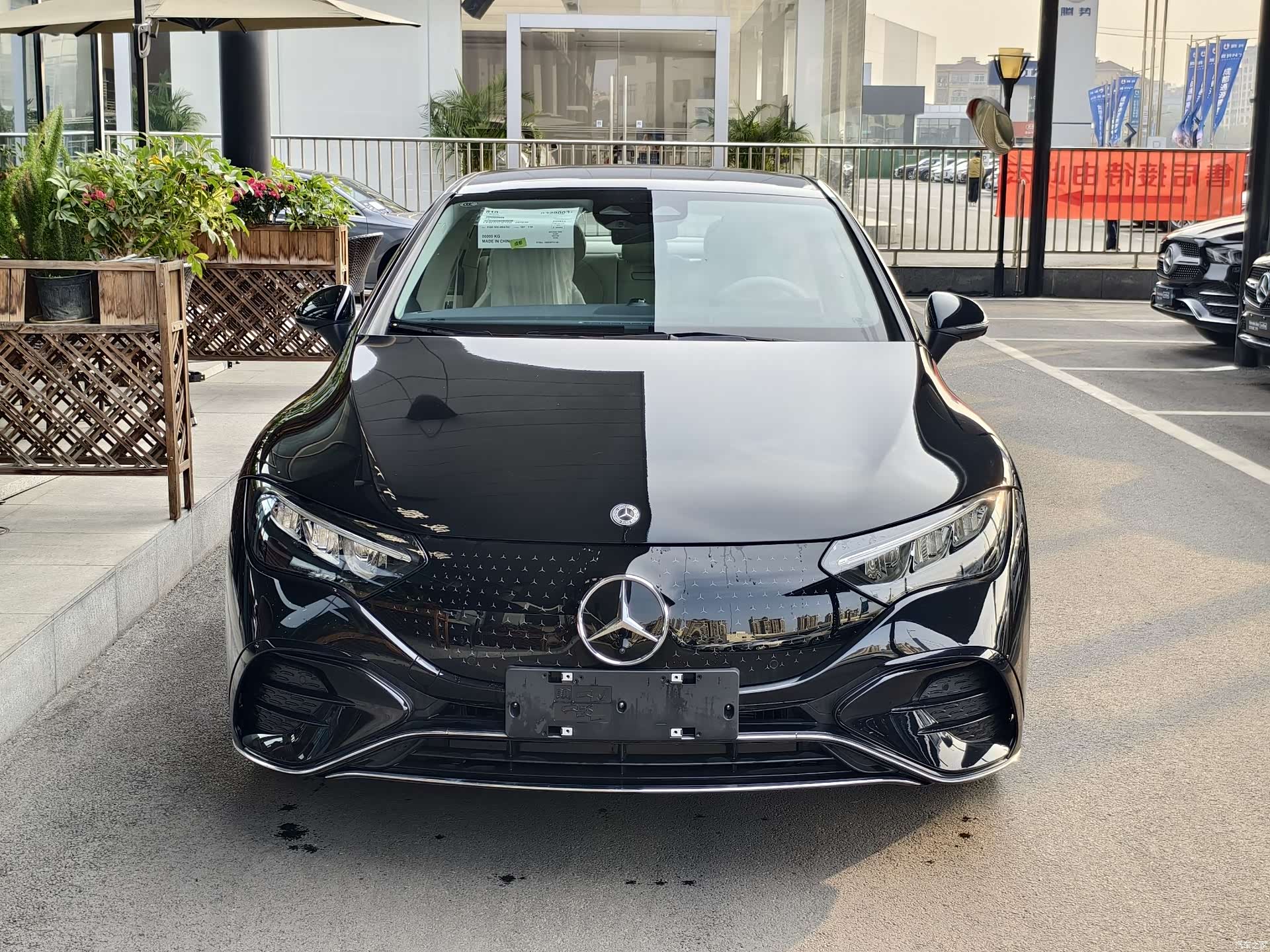 Mercedes-Benz EQE, 2025 2