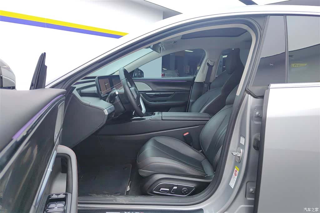 Xpeng P7, 2021 9