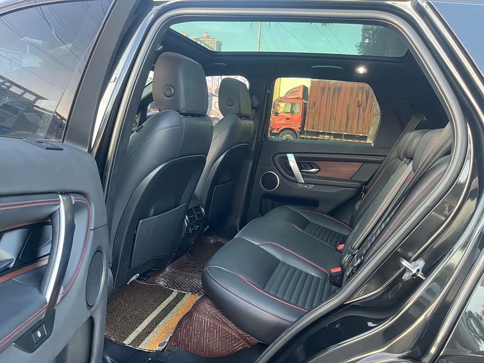 Land Rover Discover sports
