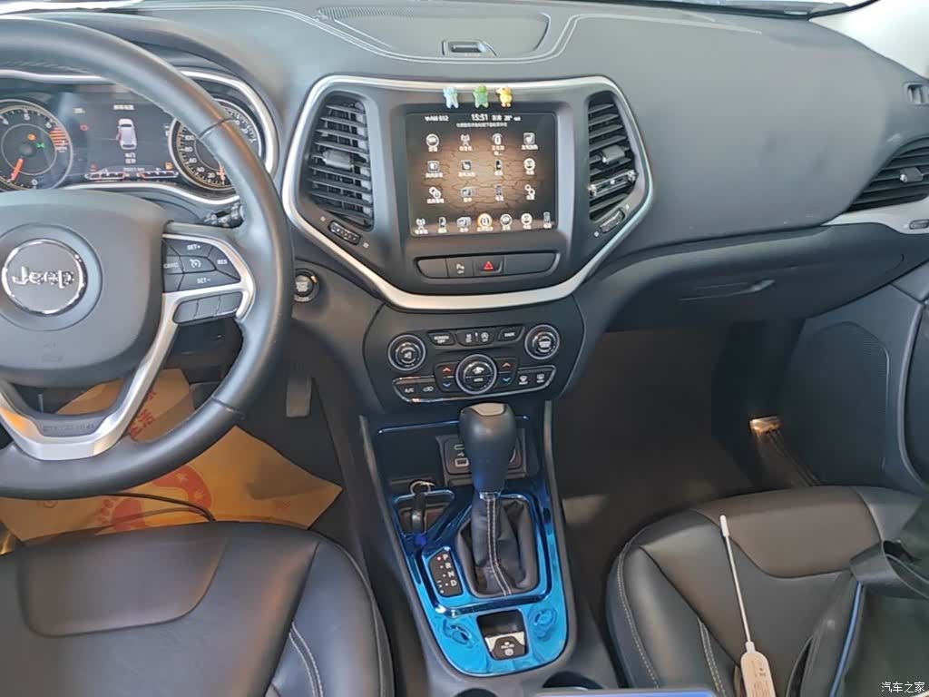 Jeep Cherokee, 2017 13