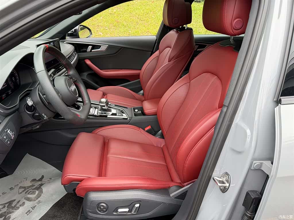 Audi A4L, 2025 8
