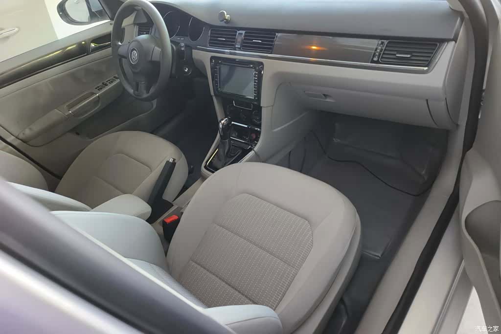 Volkswagen Bora, 2014 8