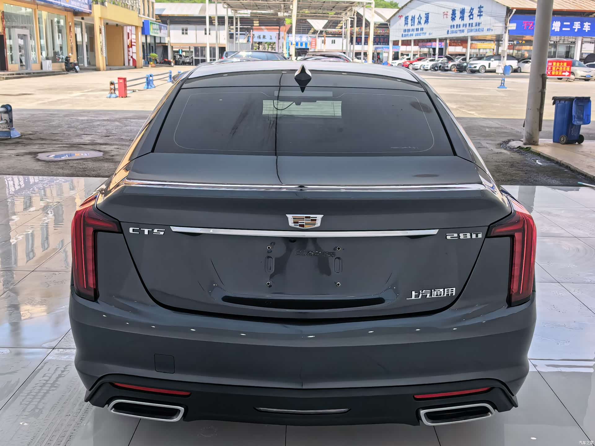 Cadillac CT5, 2022 все фото