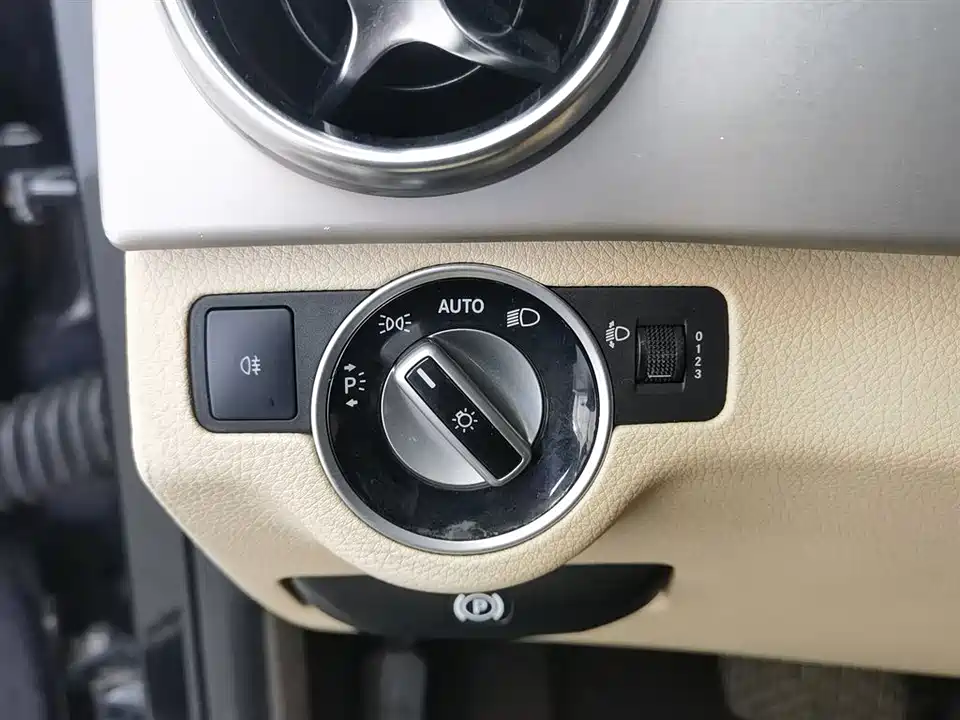 Mercedes-Benz GLK class