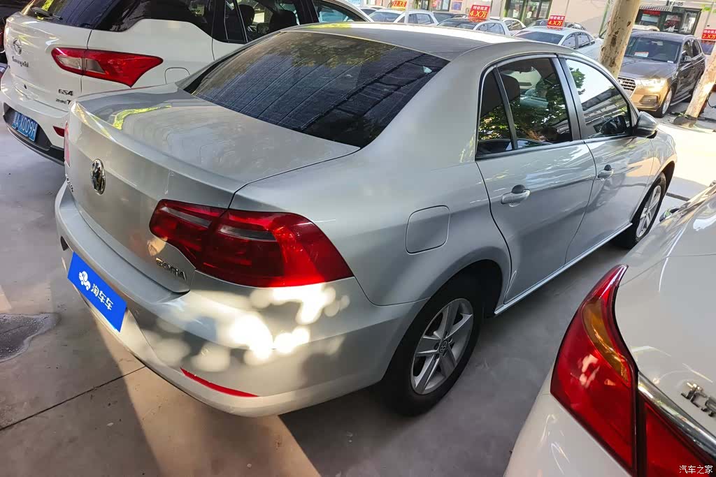 Volkswagen Bora, 2014 3