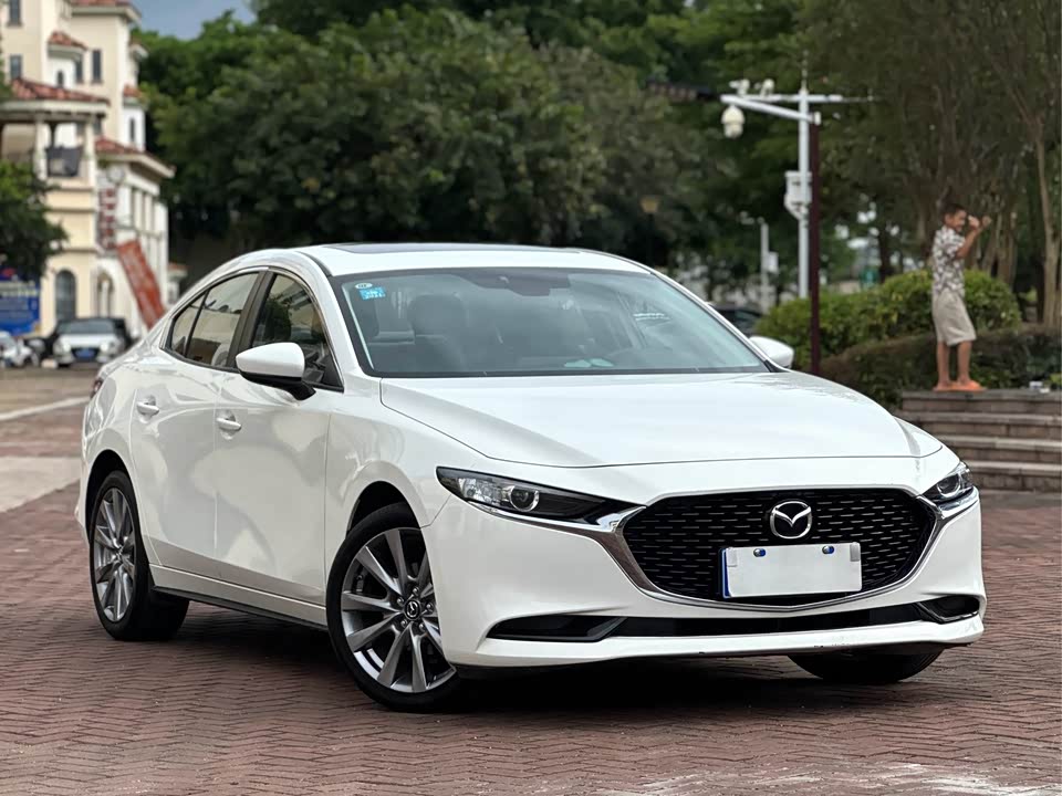 Mazda 3 Angkesaila