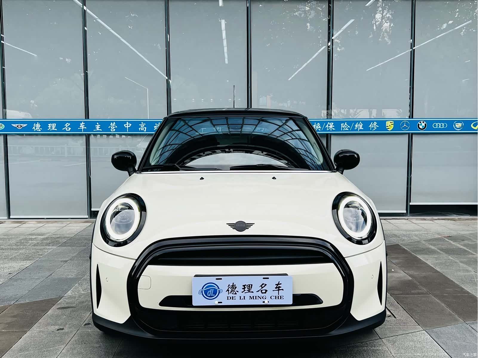 Mini Cooper, 2022 3