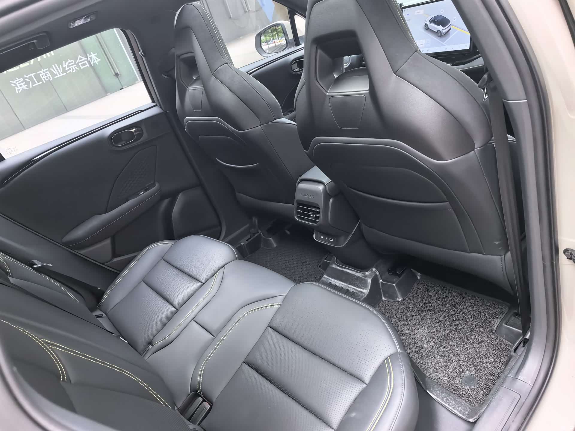 Lynk & Co 02, 2025 10