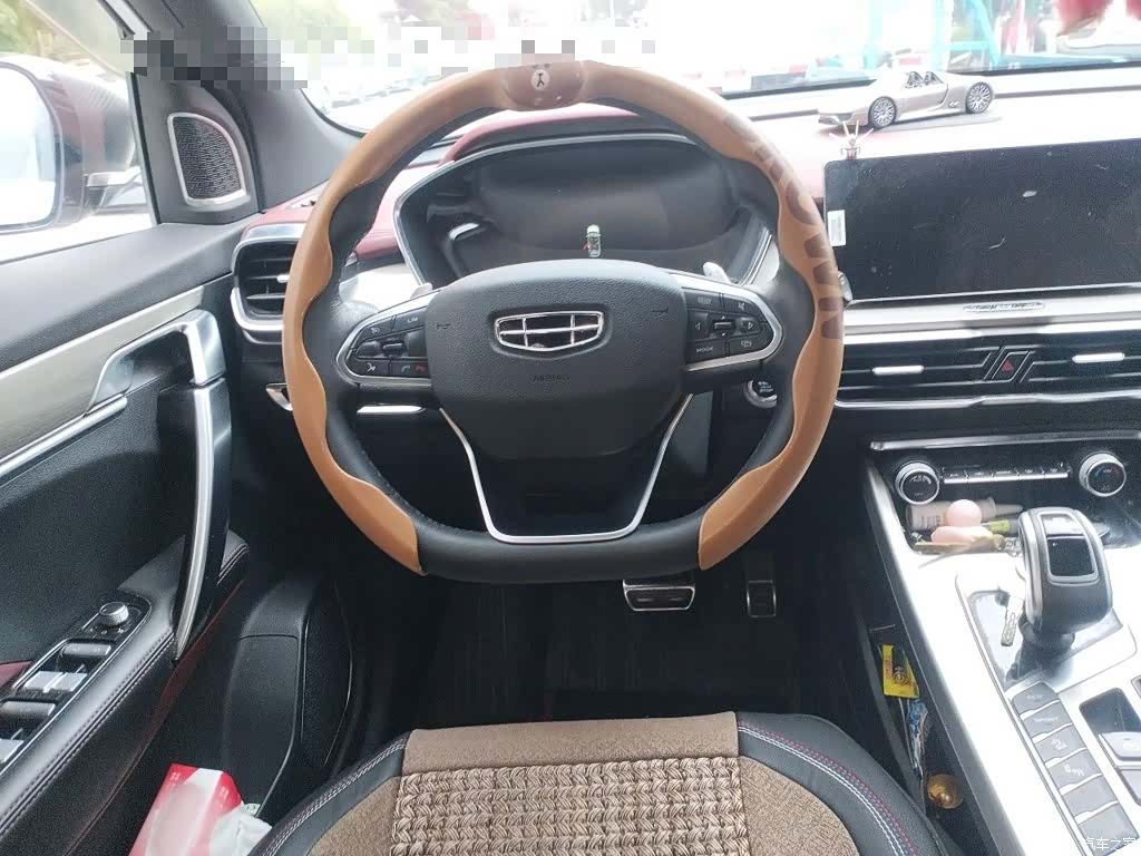 Geely Coolray, 2019 11