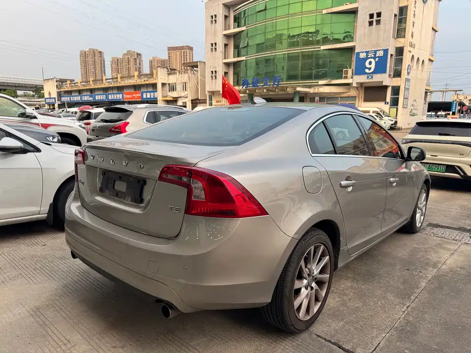 Volvo S60 Volvo S60