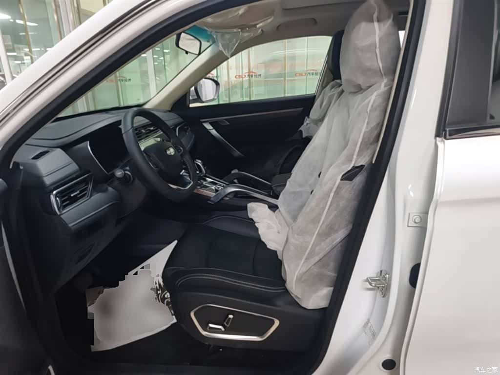 Geely FX, 2024 15