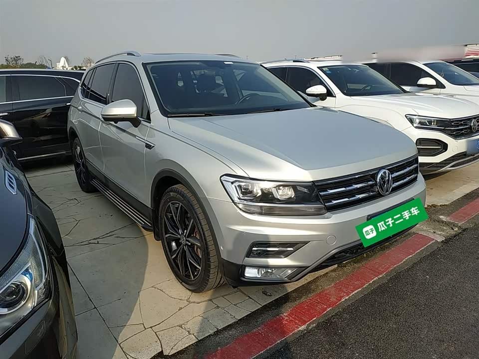 Volkswagen Tiguan L