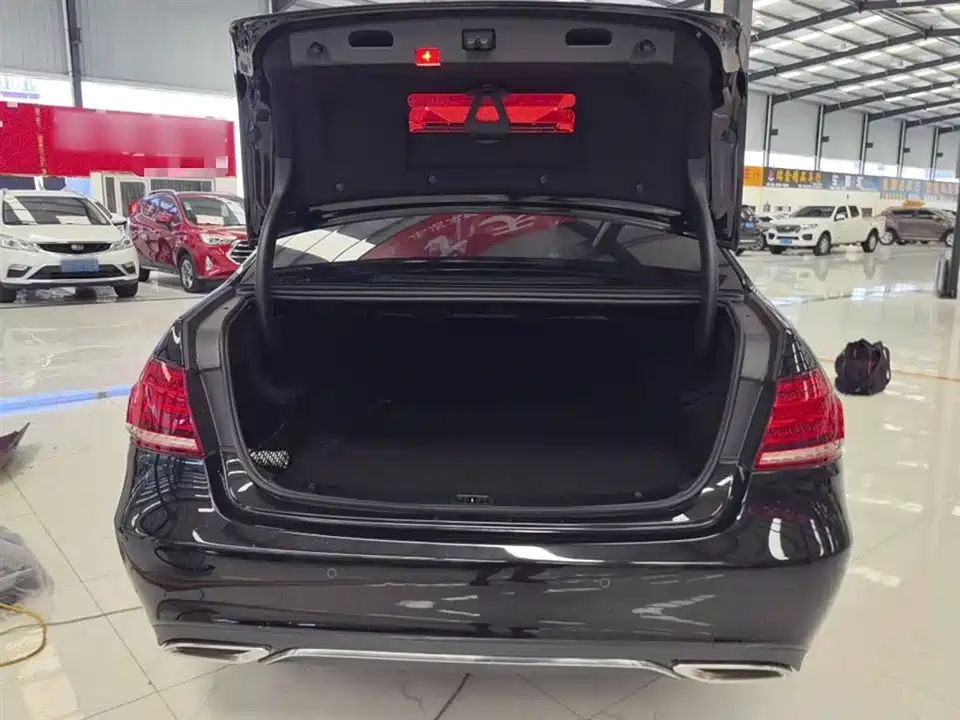 Mercedes-Benz E-class Mercedes-Benz E-class