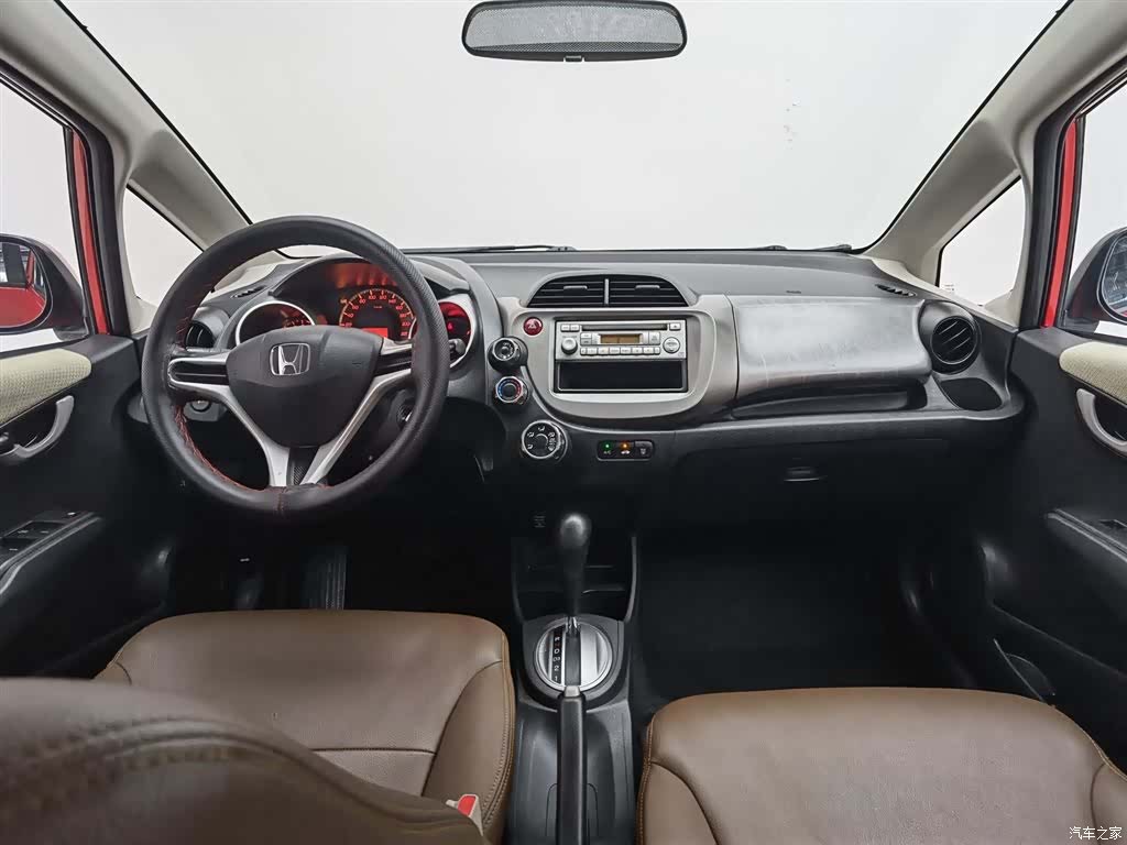 Honda Fit, 2014 все фото