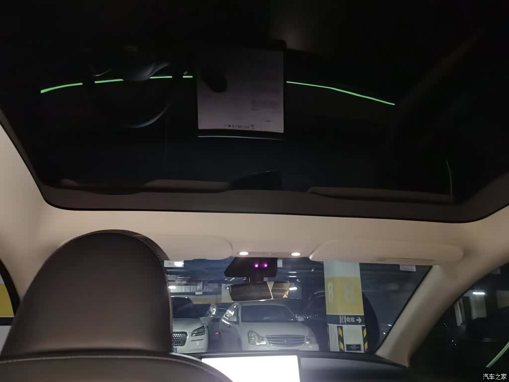Tesla Model Y, 2024 9