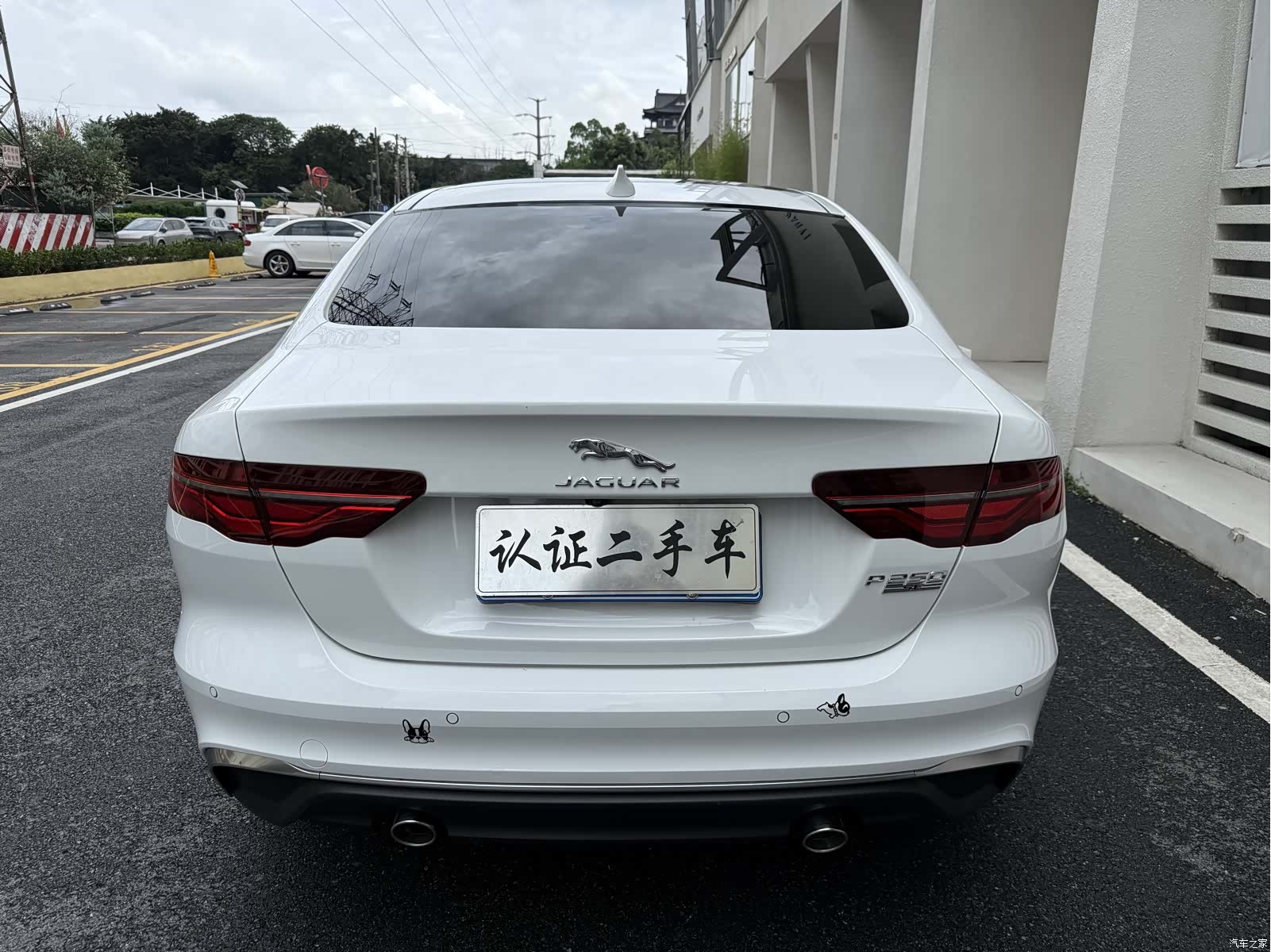 Land Rover XEL, 2021 6