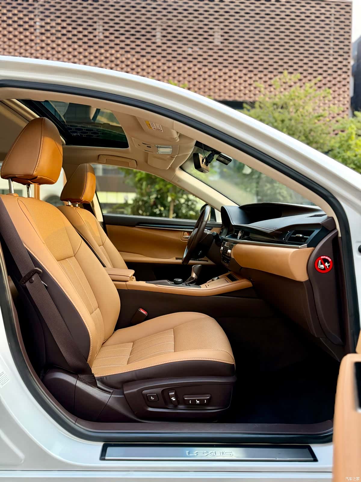 Lexus ES, 2016 19
