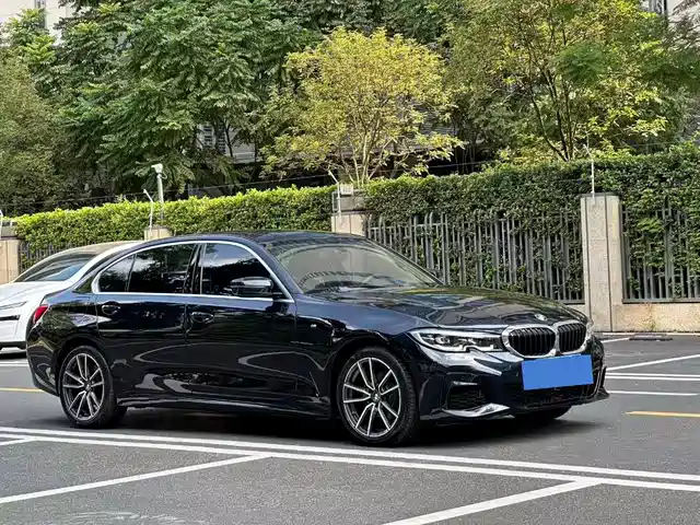 BMW 3 Series 2021 — купить из Китая под заказ