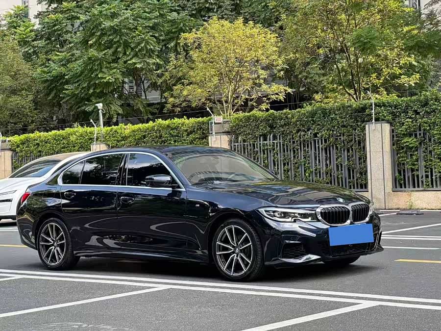 BMW 3 Series 2021, фото 1