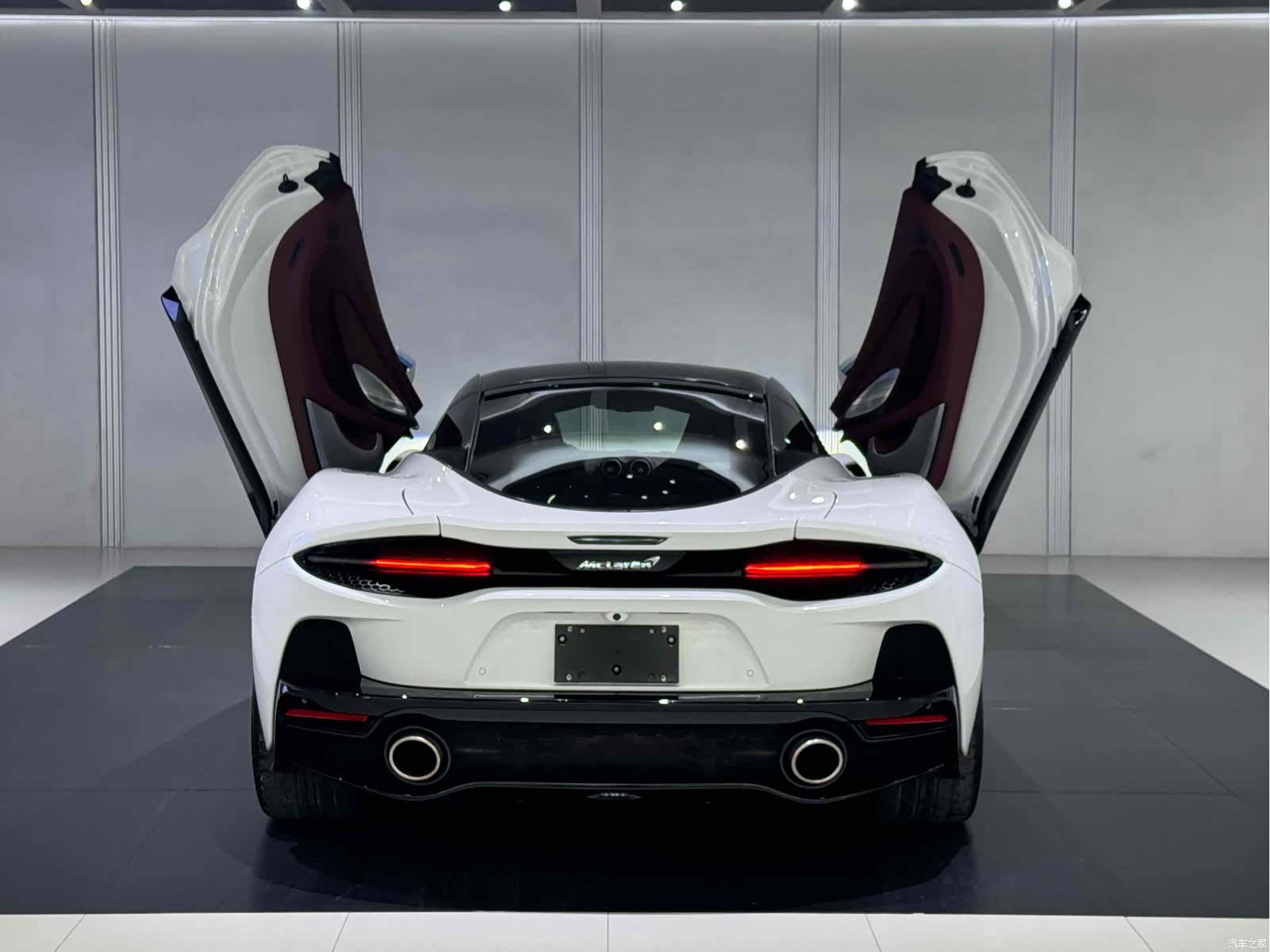 McLaren GT, 2023 все фото