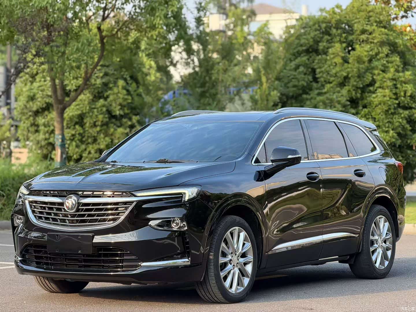 Buick Enclave, 2021 1
