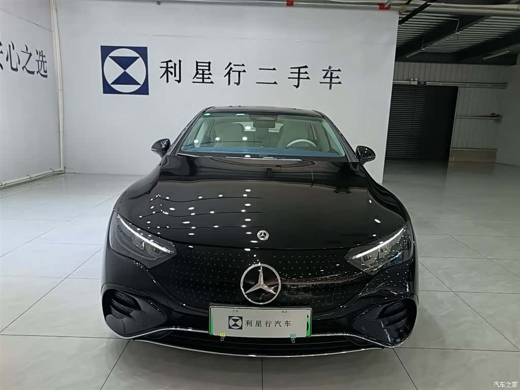 Mercedes-Benz EQE, 2025 3