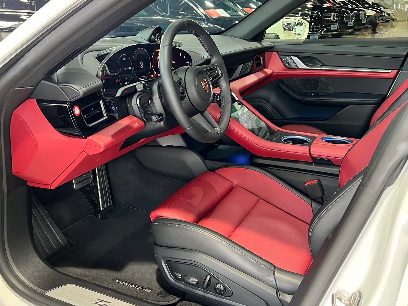 Porsche Taycan, 2025 15