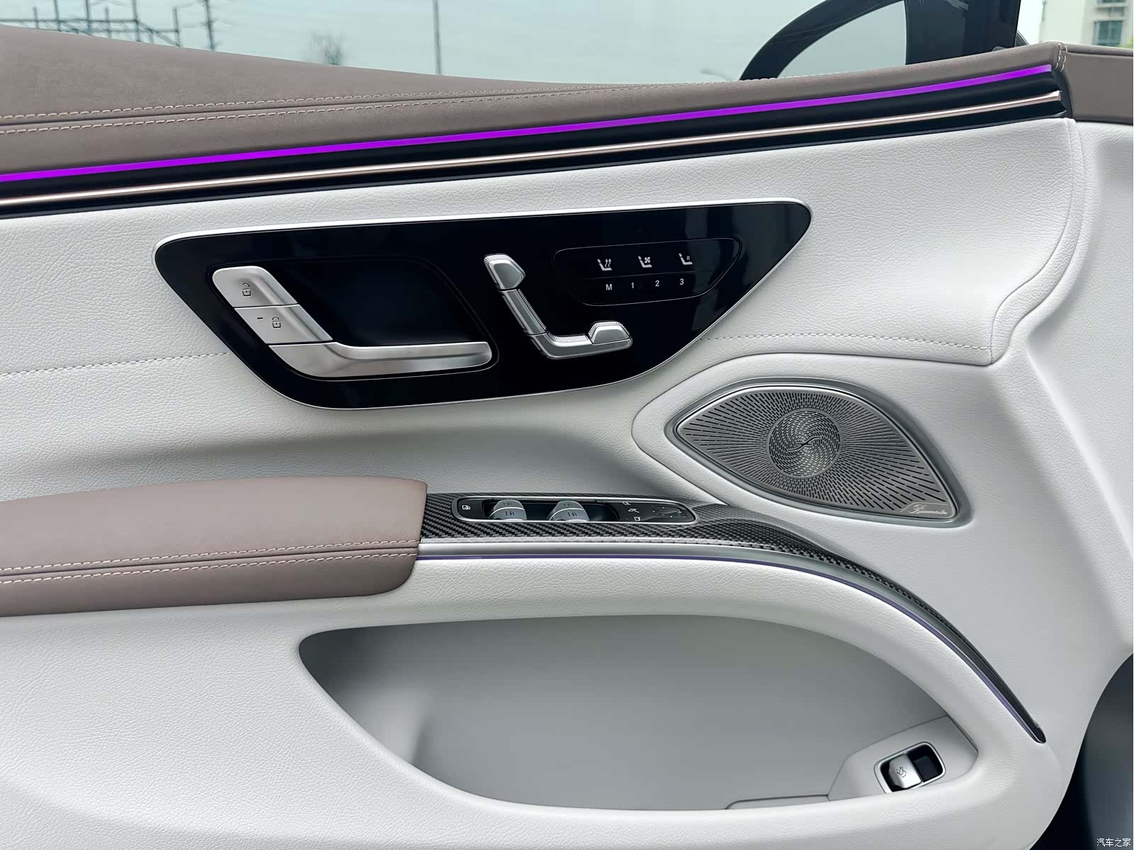 Mercedes-Benz EQS, 2025 21