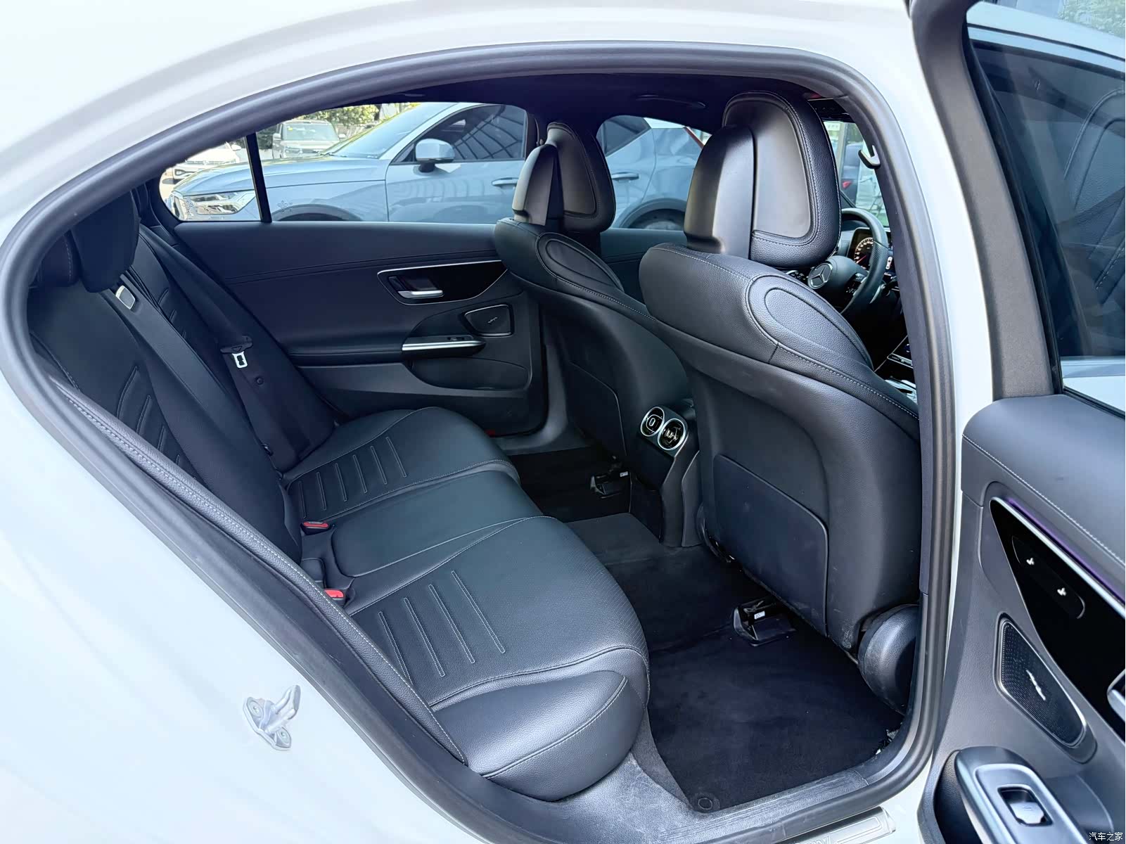 Mercedes-Benz C-Class, 2021 14