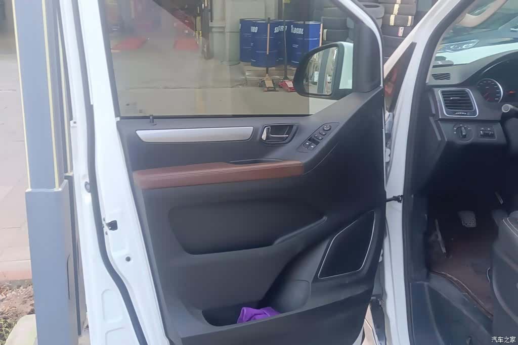 Maxus G10, 2019 7