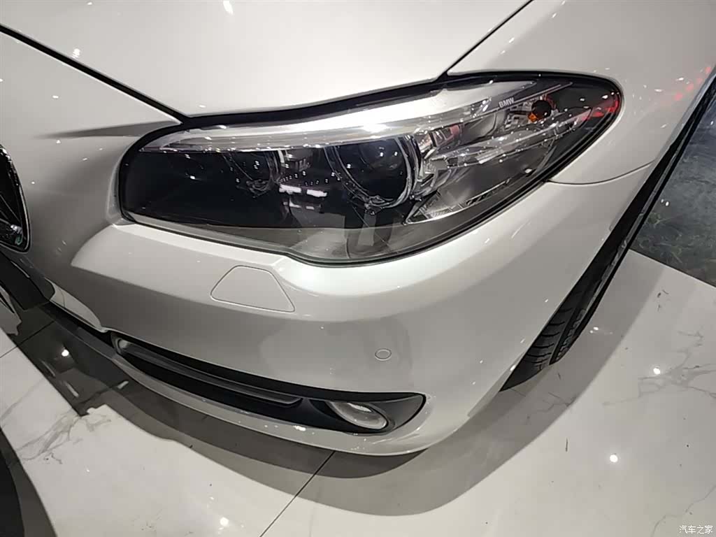 BMW 5 Series, 2015 24